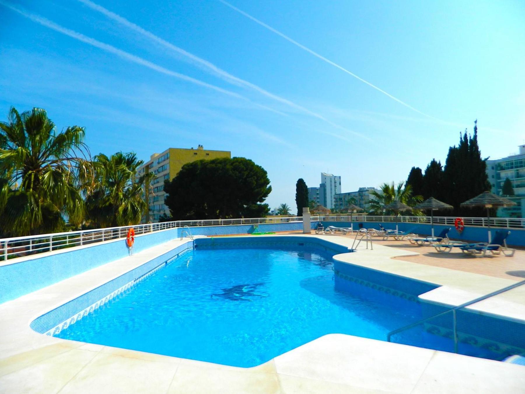 Skysea Benalmadena Puerto Marina Apartment Ngoại thất bức ảnh